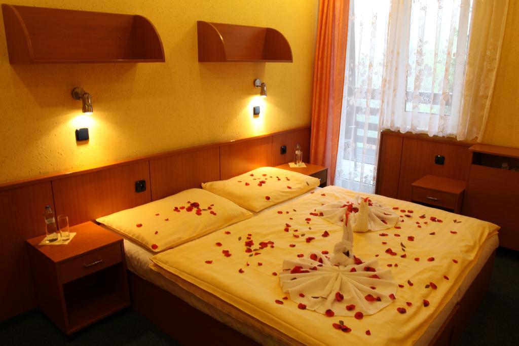أوسترافيس Hotel Odra الغرفة الصورة