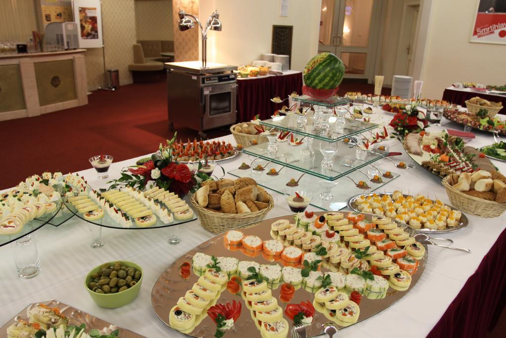 أوسترافيس Hotel Odra المظهر الخارجي الصورة
